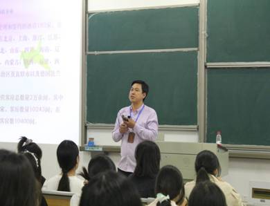 杨世河.jpg 杨世河.jpg